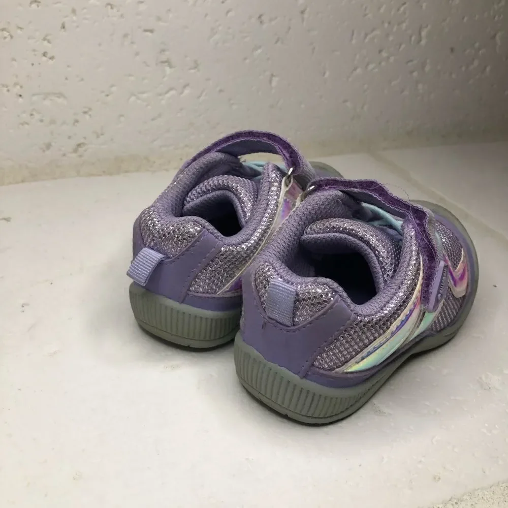 OshKosh B'Gosh Elate Bump Toe purple size 5